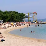 Family Friendly Apartments With A Swimming Pool Vodice - 6261 Apartman