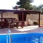 Apartman Family Friendly Apartments With A Swimming Pool Vodice - 6261 *