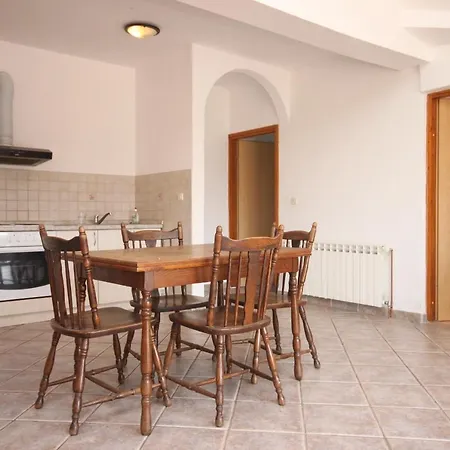 Family Friendly Apartments With A Swimming Pool Vodice - 6261 Apartman Vodice