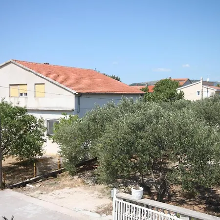 Daire Family Friendly With A Swimming Pool - 6261