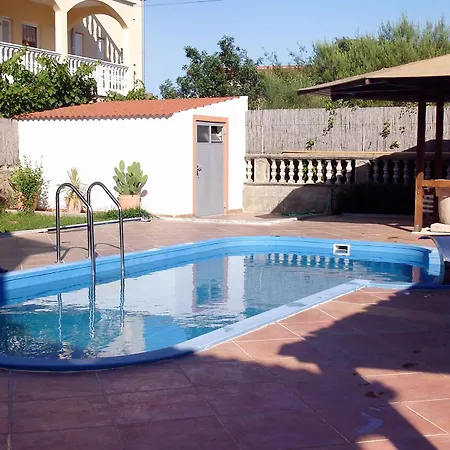 Daire Family Friendly With A Swimming Pool - 6261