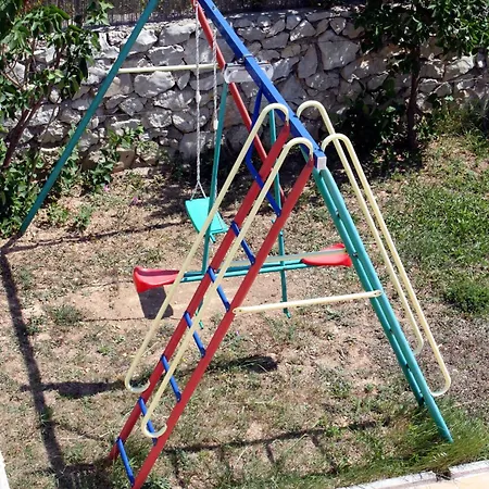 Family Friendly Apartments With A Swimming Pool Vodice - 6261 *