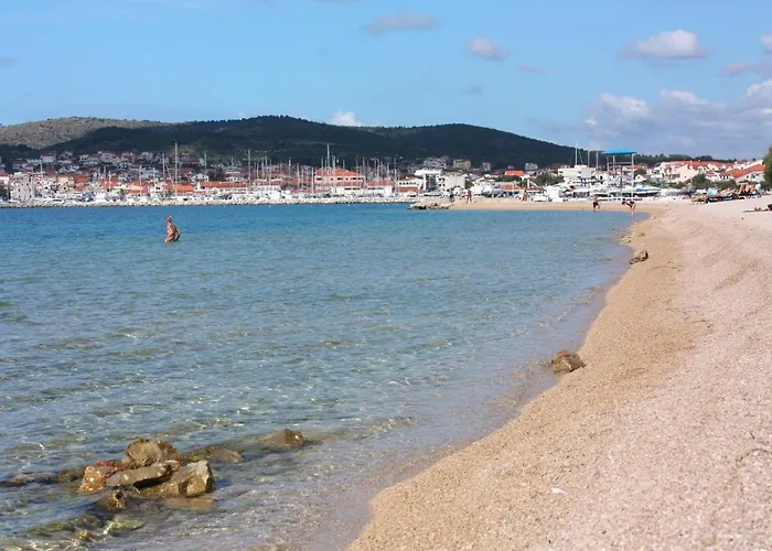Family Friendly With A Swimming Pool - 6261 * Vodice