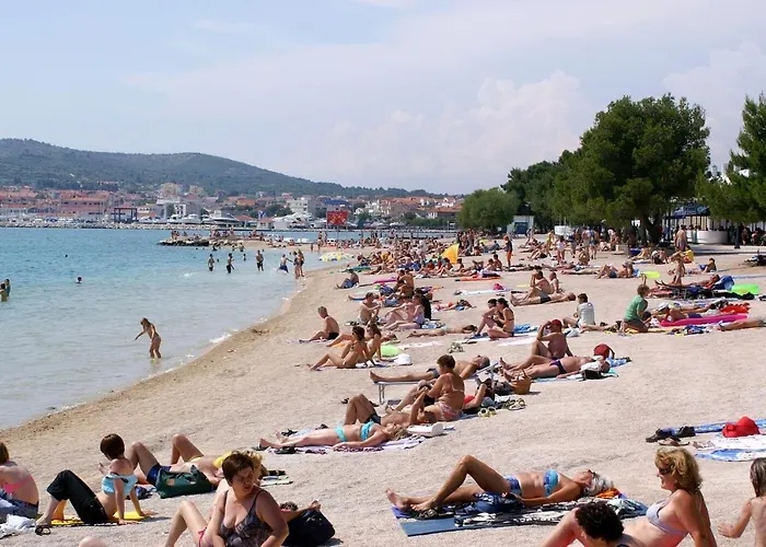 Family Friendly With A Swimming Pool - 6261 * Vodice