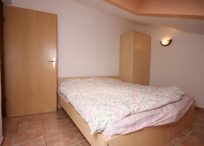 Family Friendly Apartments With A Swimming Pool Vodice - 6261 Vodice